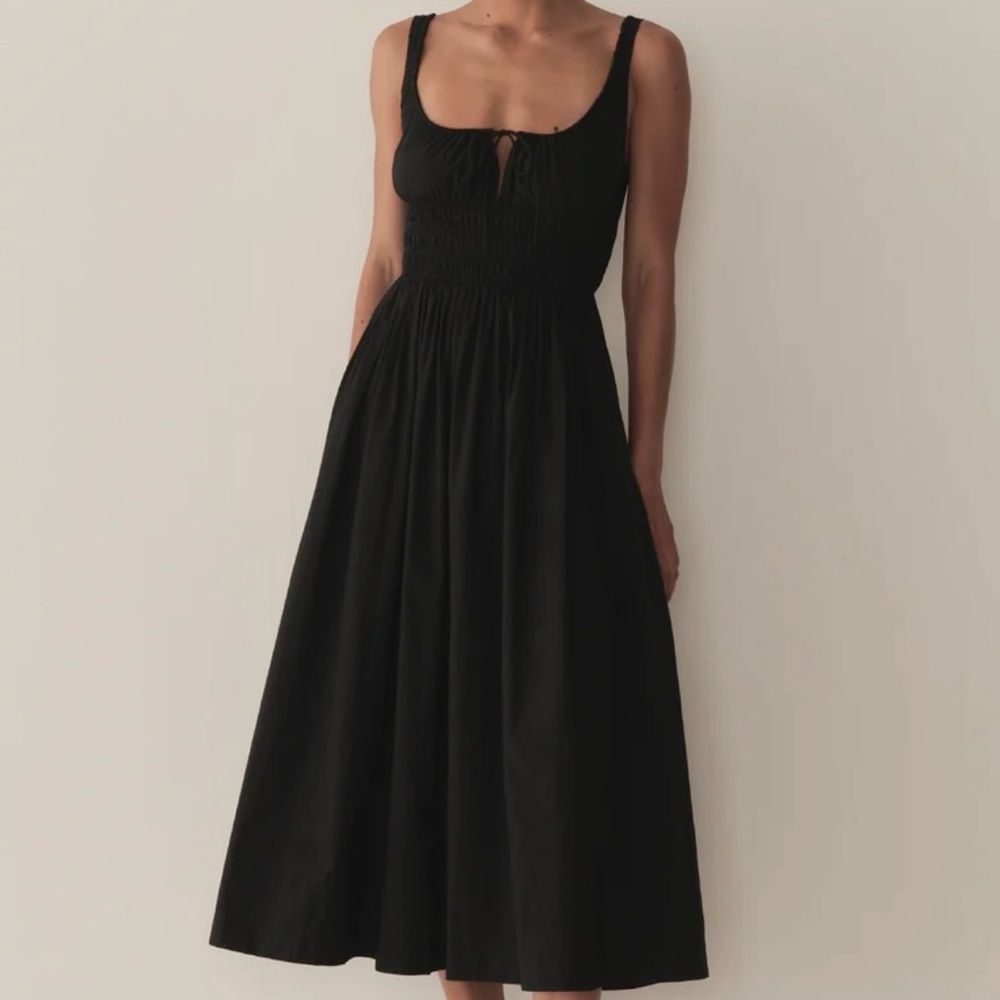 Quilla Dress